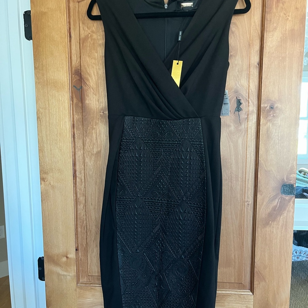 Alexia Admor Black Sleeveless Dress with faux leather detailing